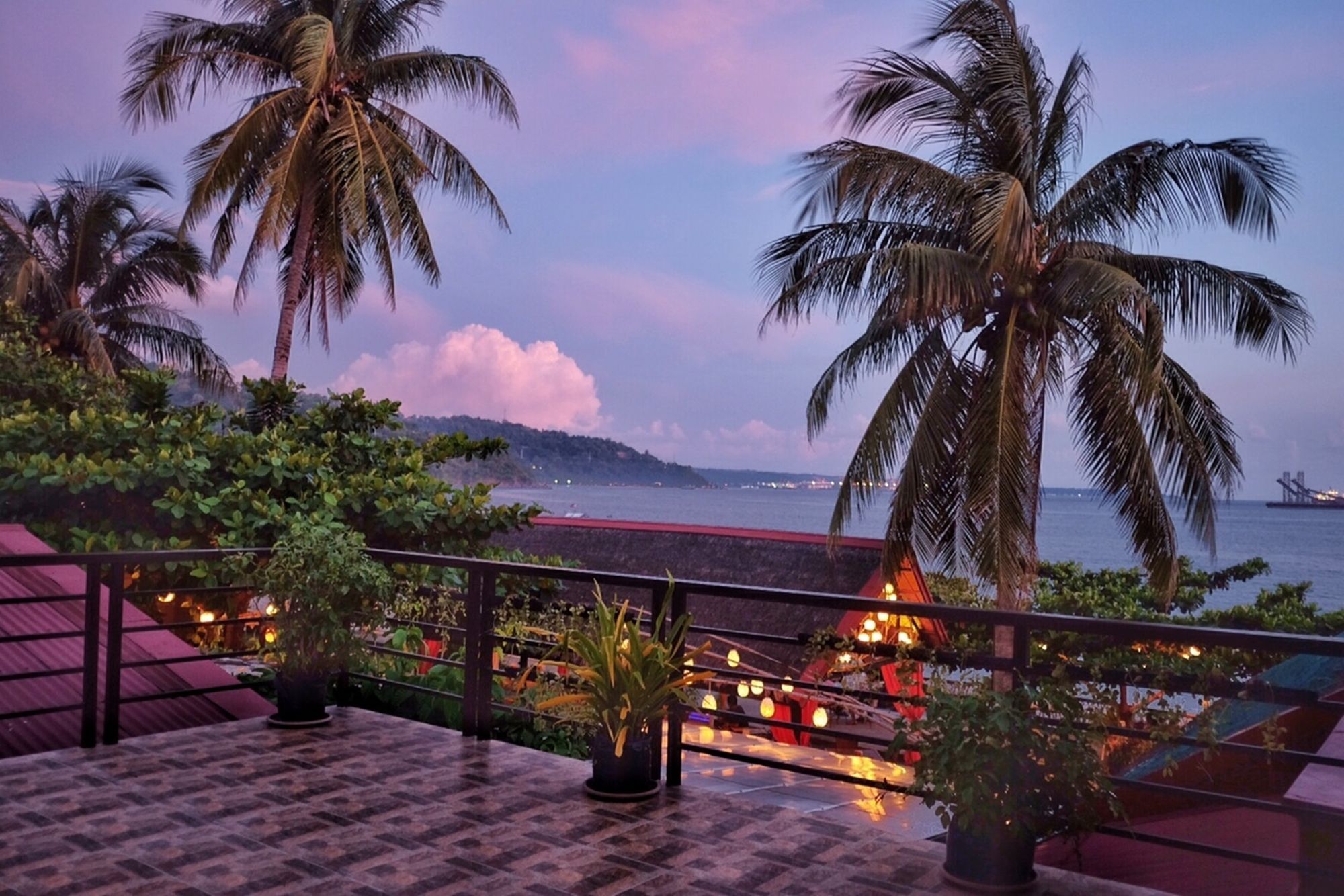 Playa Papagayo Beach Inn オロンガポ エクステリア 写真