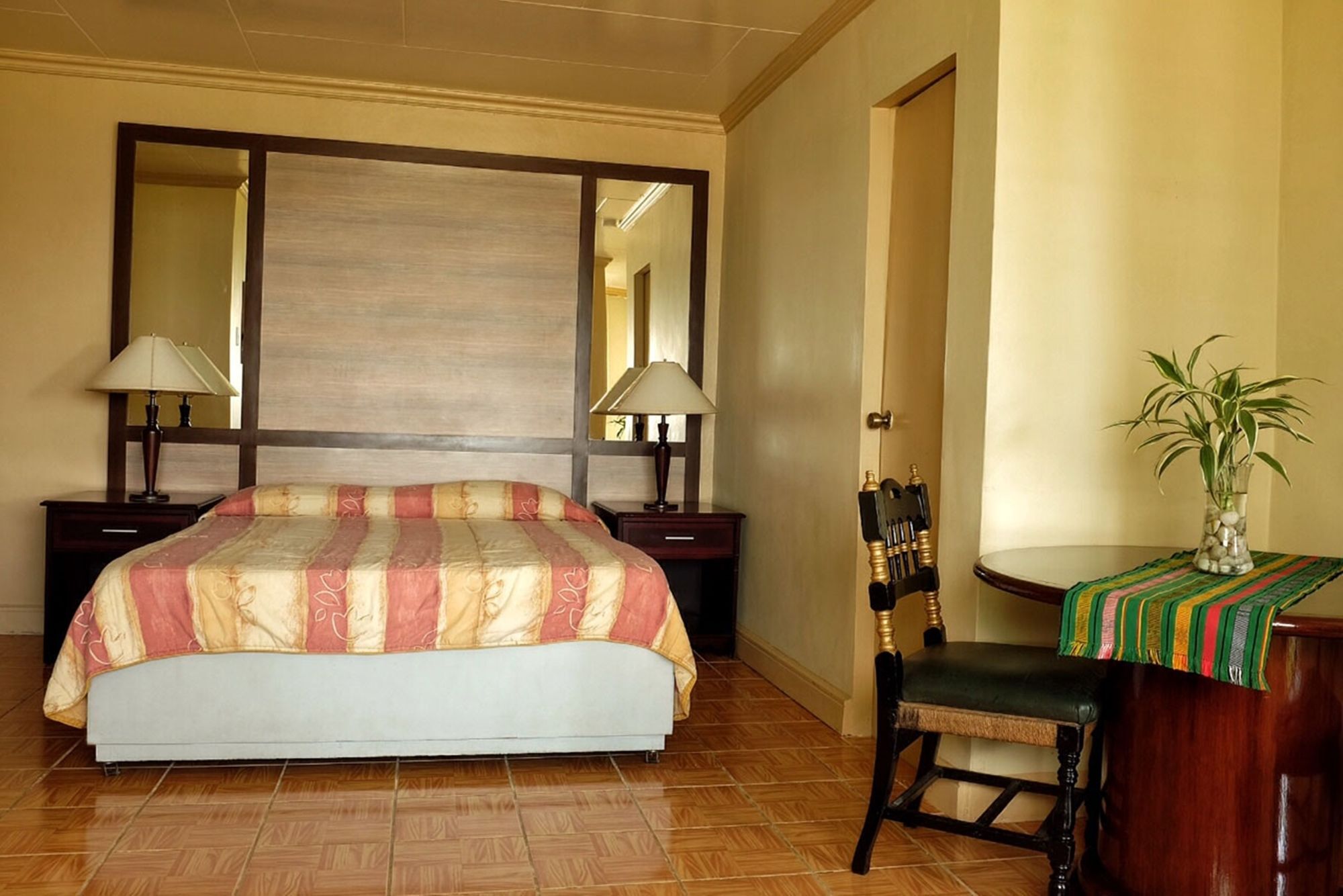 Playa Papagayo Beach Inn オロンガポ エクステリア 写真